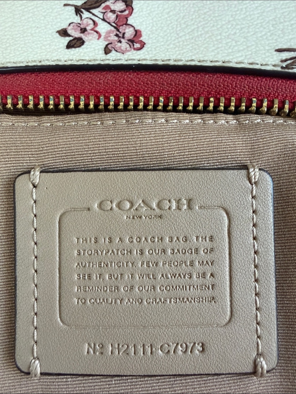 COACH C7973 🐞Ladybug Floral Print🐞 JES BAGUETTE CROSSBODY BAG 🌟EUC🌟 - Picture 14 of 17